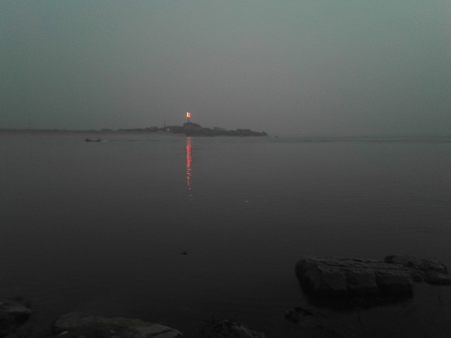 梦在远方,伴着夕阳扬帆起航!